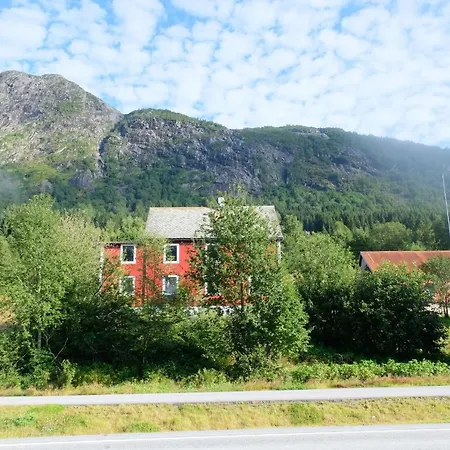 View In Jolster Daire